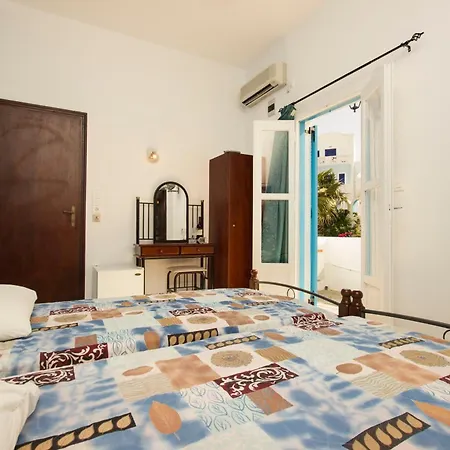 Pelekanos Pensionat 3*