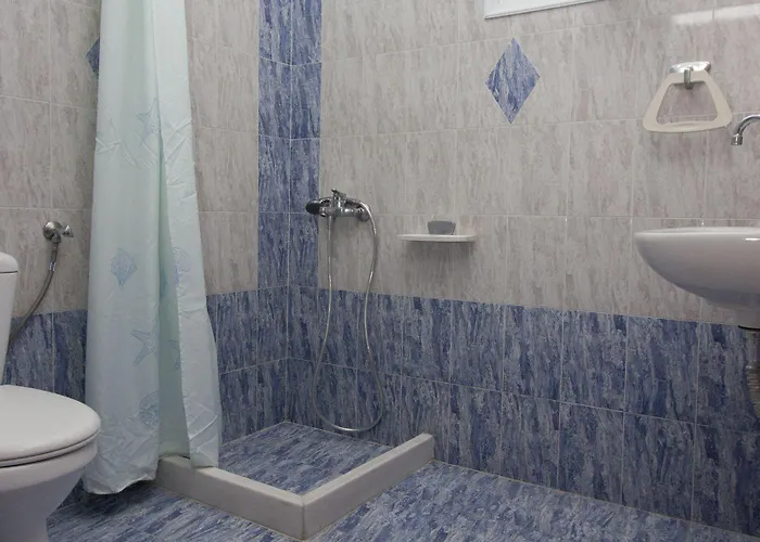 Pelekanos Karterados (Santorini)