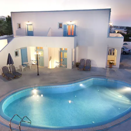 Pelekanos Guest house Karterados (Santorini)