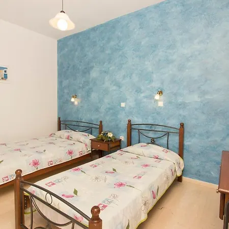 Pelekanos Guest house Karterados (Santorini)