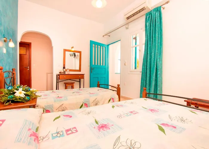 Pelekanos Gæstehus Karterádos