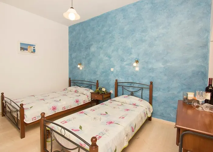 Pelekanos Gæstehus Karterádos